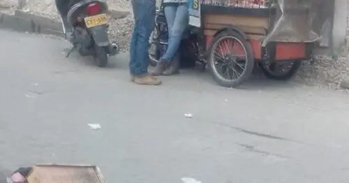 PUESTO DE MINUTOS CARRERA 86  CALLE 40B